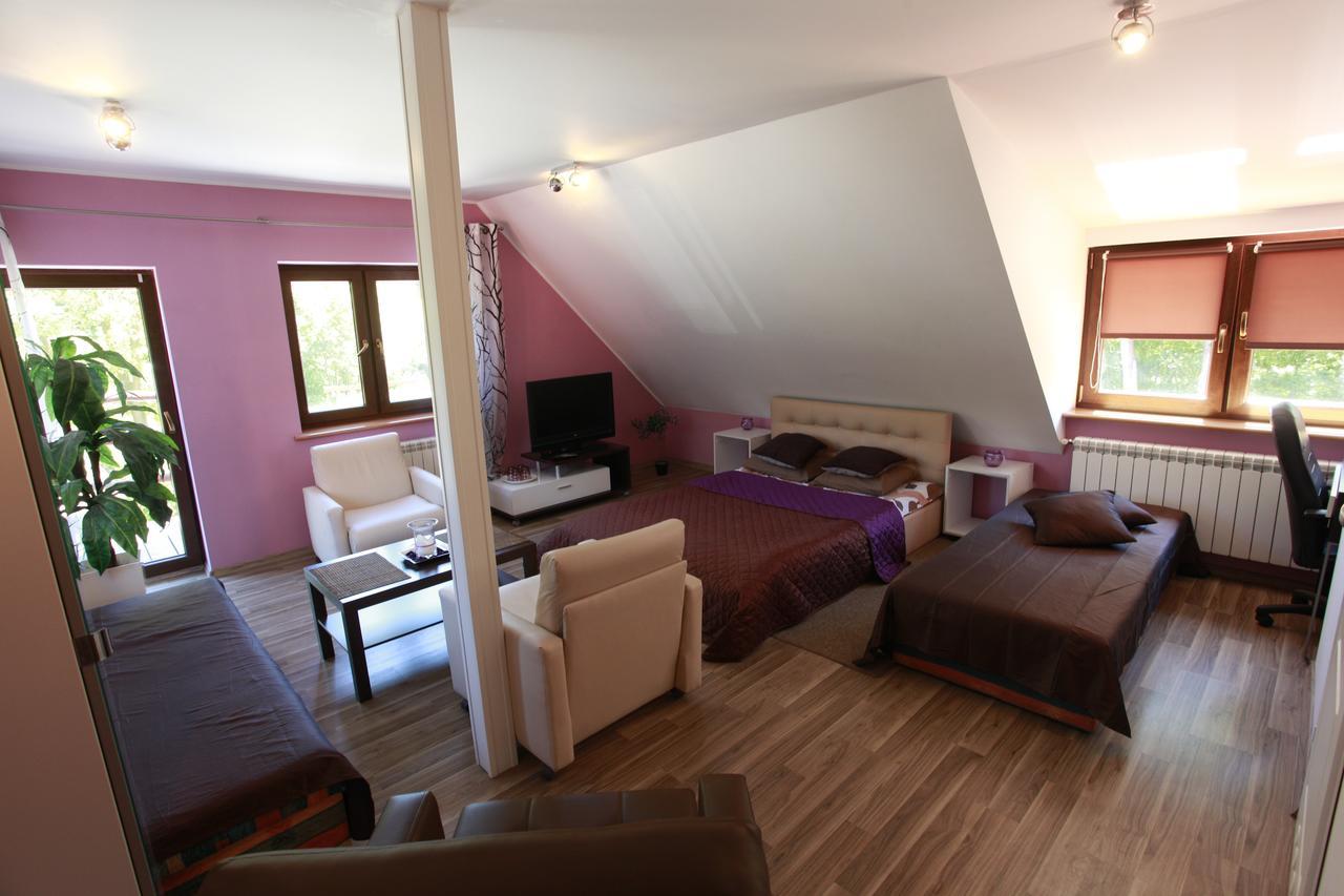 Zajazd Siodlo Hotel&Restauracja Kobyla Góra エクステリア 写真